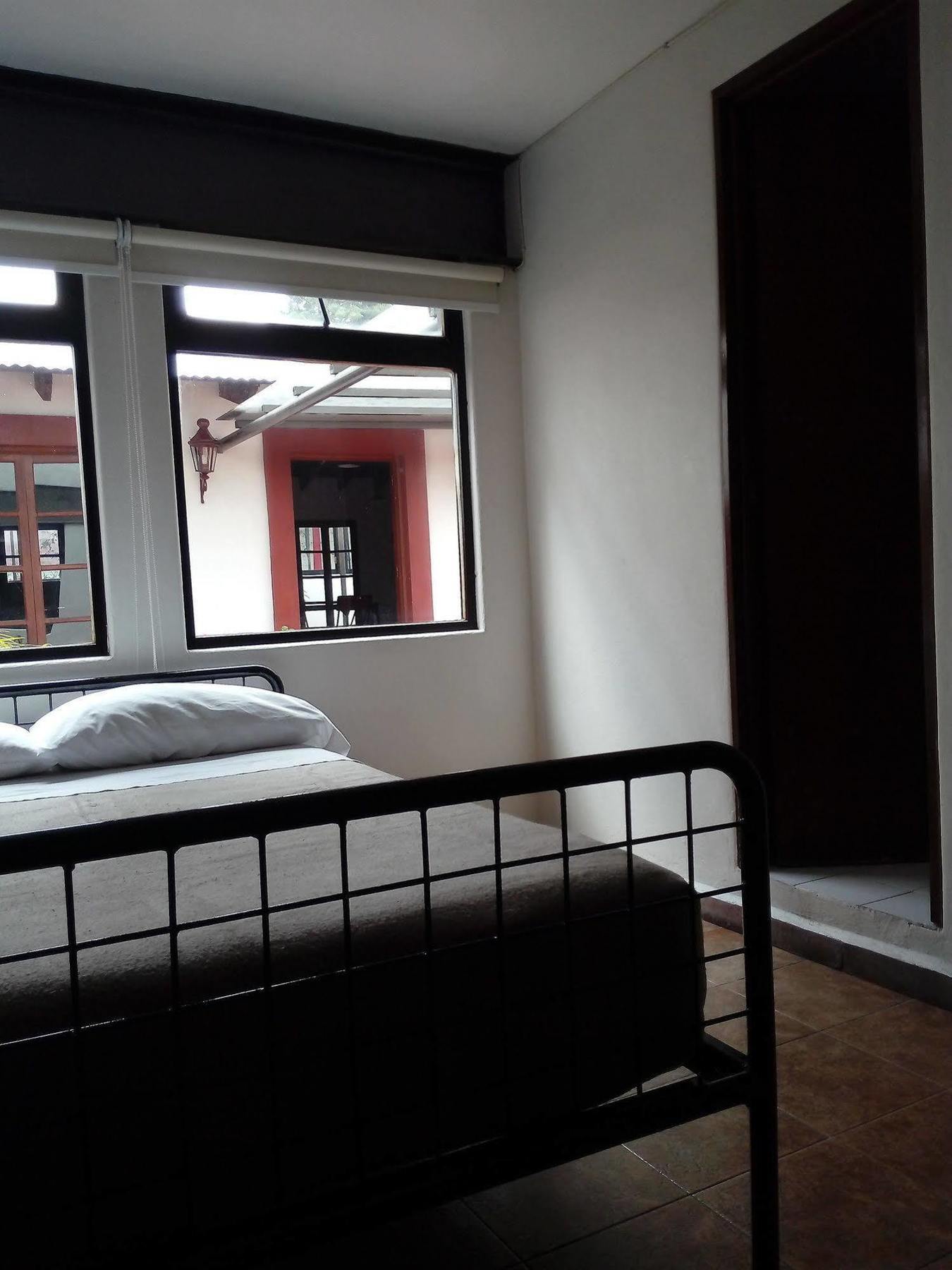 Hostal De La Niebla Xalapa Buitenkant foto